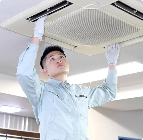 業務用エアコンの設置・点検作業