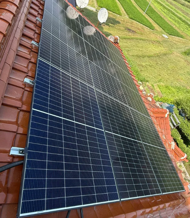 H様　太陽光発電設置工事